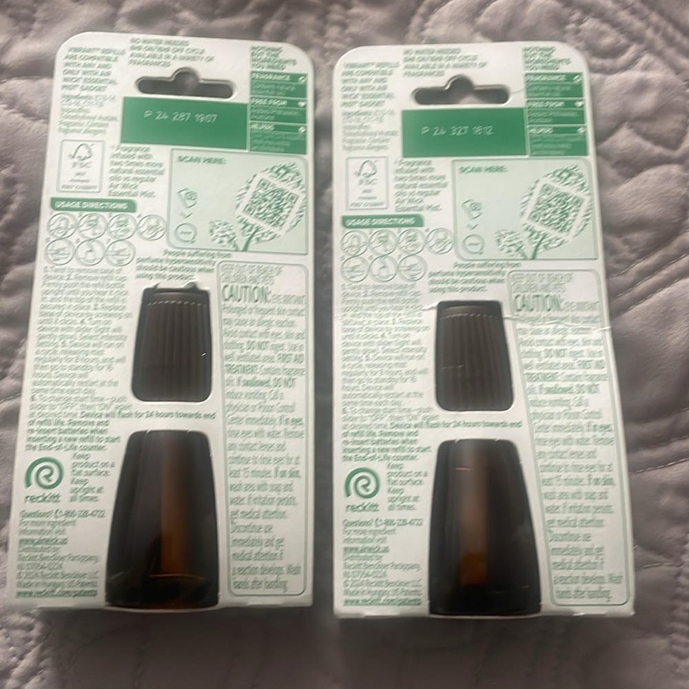 New Air Wick Essential Mist Diffuser + 2 mist refill Bundle Set - Picture 11 of 12
